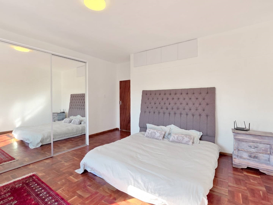 2 Bedroom Property for Sale in Oranjezicht Western Cape